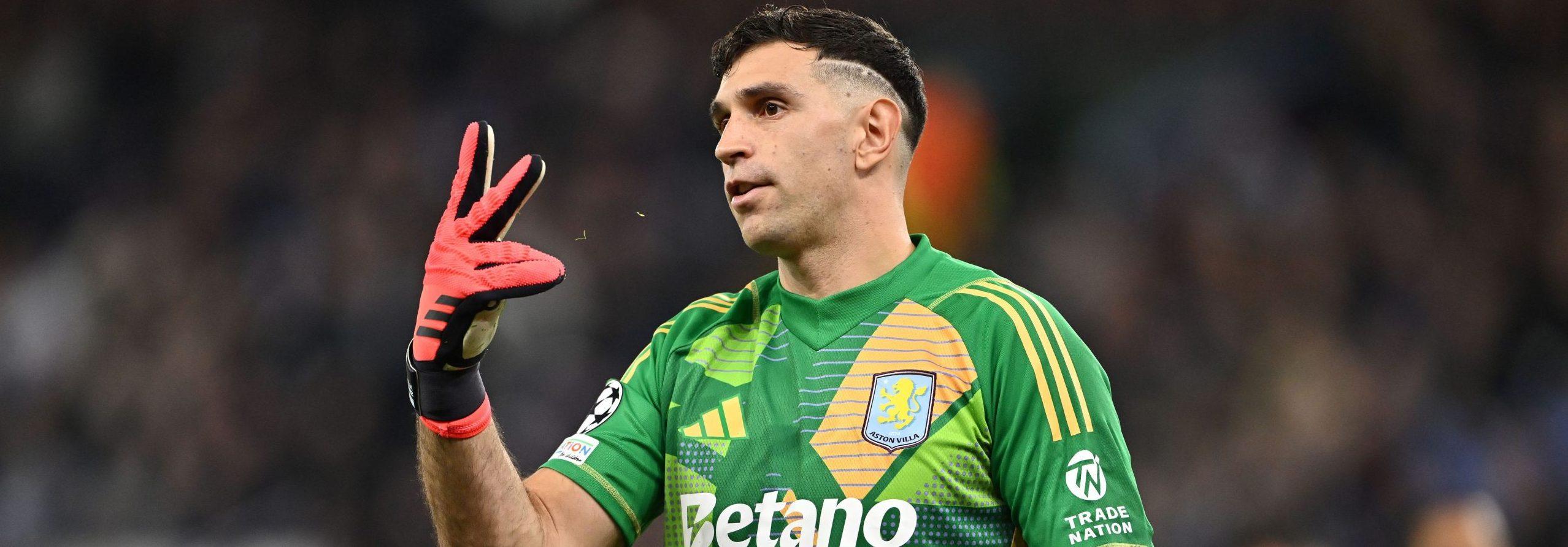 Aston Villa Could Consider £100m Emiliano Martínez Sale Amid Saudi Interest