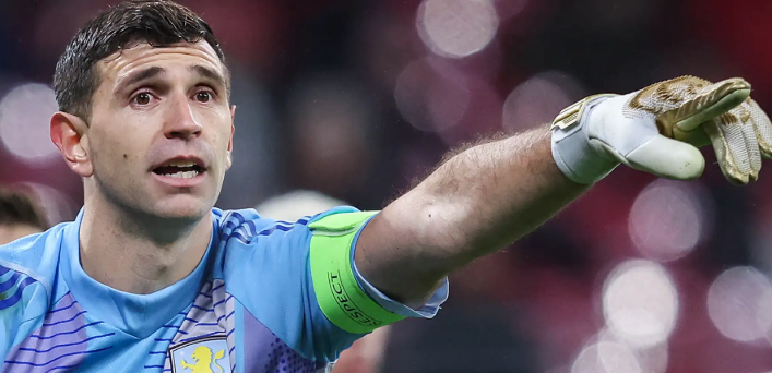 New Club Tipped for Emi Martinez Amid Aston Villa Transfer Concerns