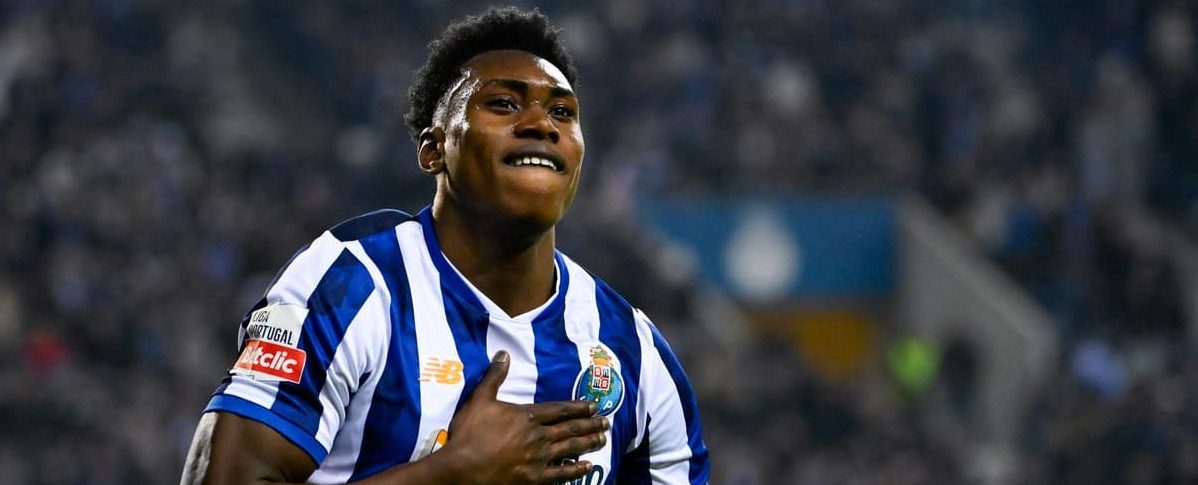 Villa eye £60m striker as potential Duran successor