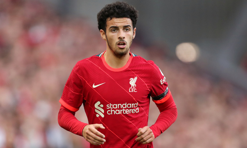 Aston Villa Plot ‘Shock’ Summer Move for ‘Complete’ England International Under Emery