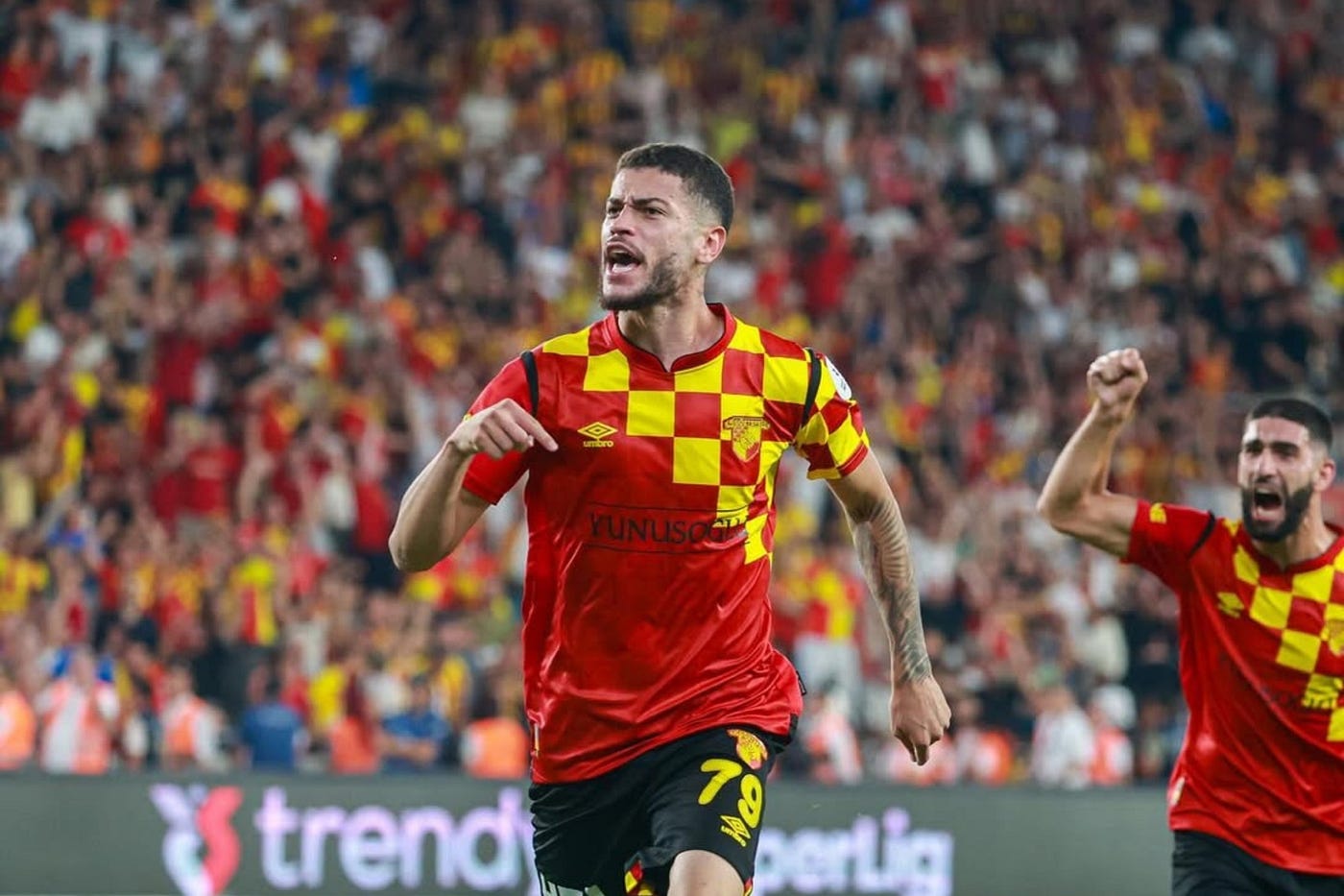 Villa Tracking €55m Bundesliga Striker Rômulo Cardoso