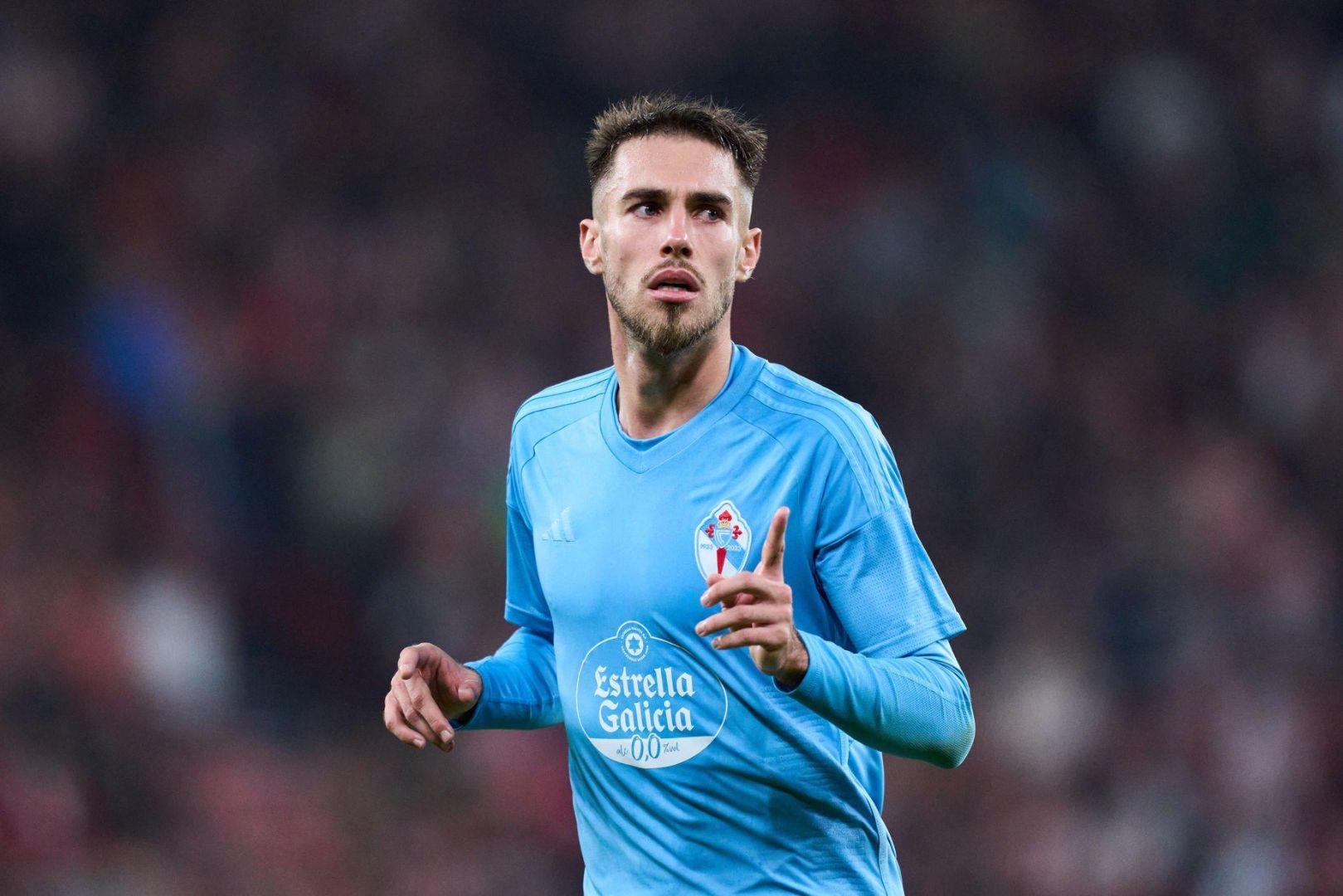 Aston Villa Monitoring Former Barcelona Defender Oscar Mingueza Ahead of Summer Window